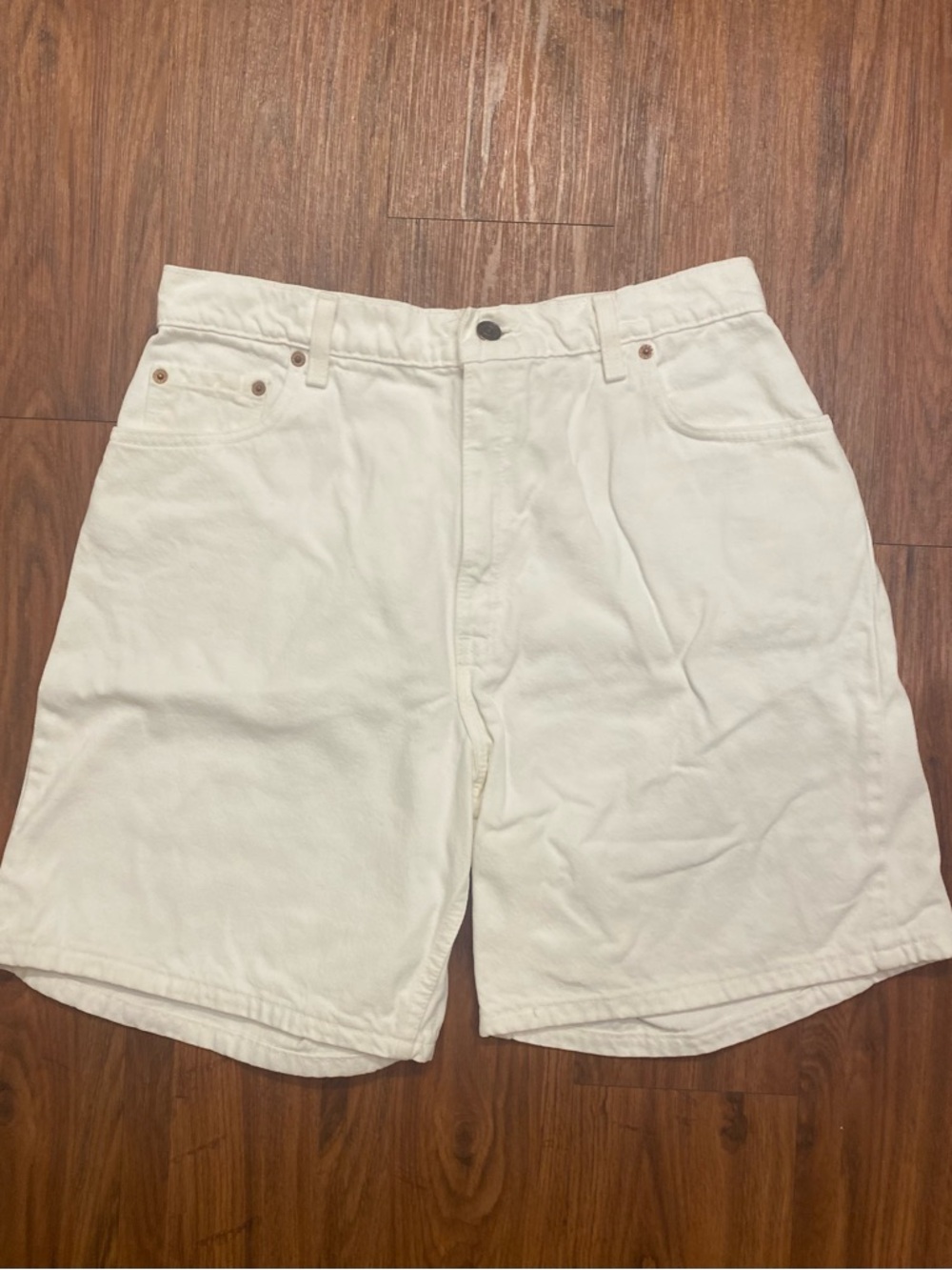 Levi’s White Casual Cotton Shorts